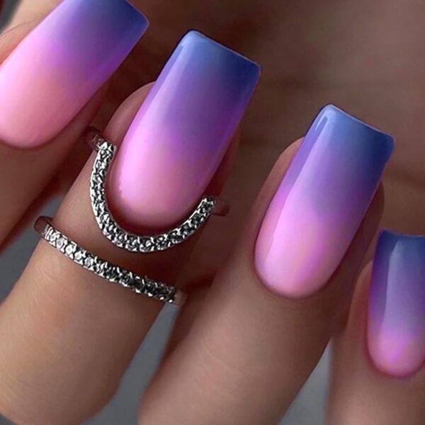 Color Changing Gel Nail Polish 10ML Grey to Black Mood Temperature Change Gel Polish Soak off UV Thermal Gel Nail Polish for Nail Art Manicure DIY Salon at Home